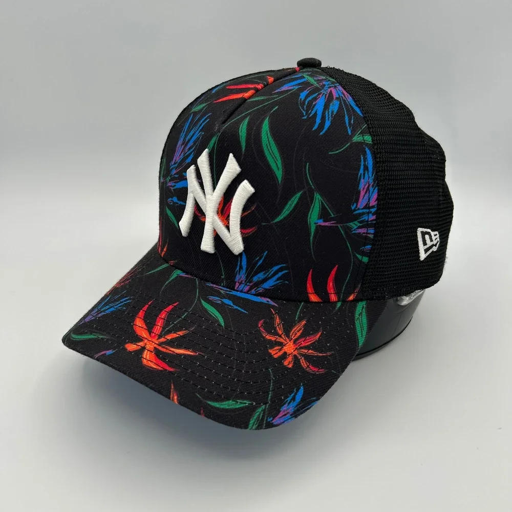 New York Yankees New Era Hat 9FORTY Mens OSFM Black Floral Tropical Streetwear